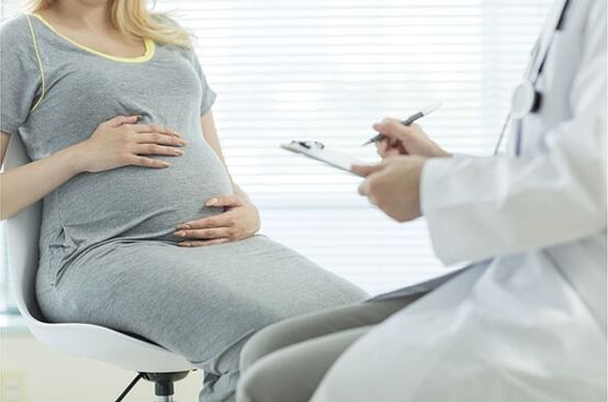 Nėščioms moterims gydytojai nerekomenduoja šalinti papilomų